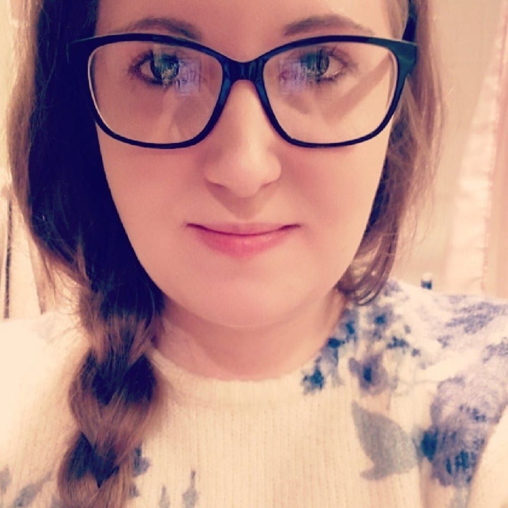 Meet your Posher, Karissa